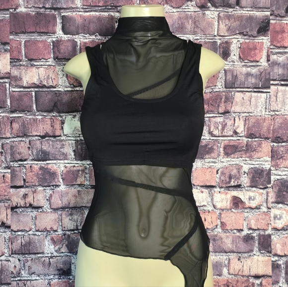 Johana Mesh Assymetrical Layered Top - Picture 4 of 16